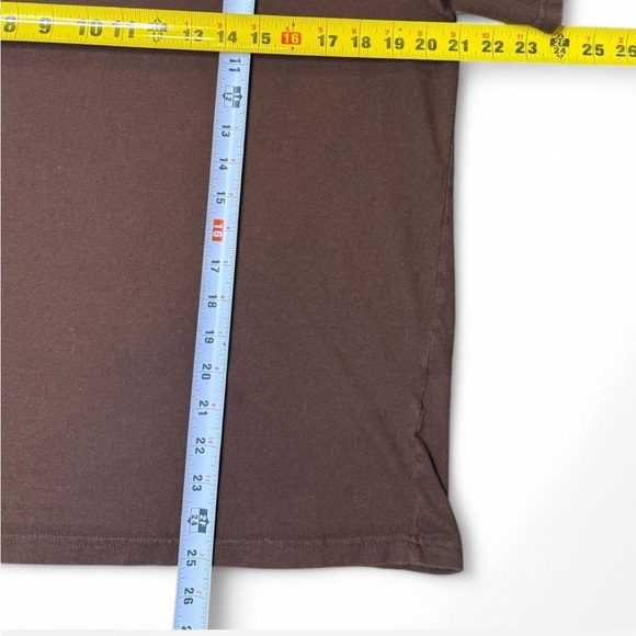 Brown Graphic T-Shirt with Skulls and Dice large - Picture 4 of 5